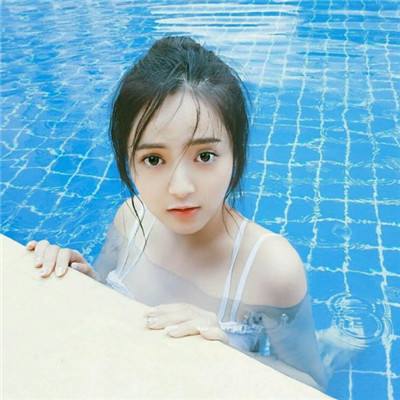 百变少女爱穿搭游戏